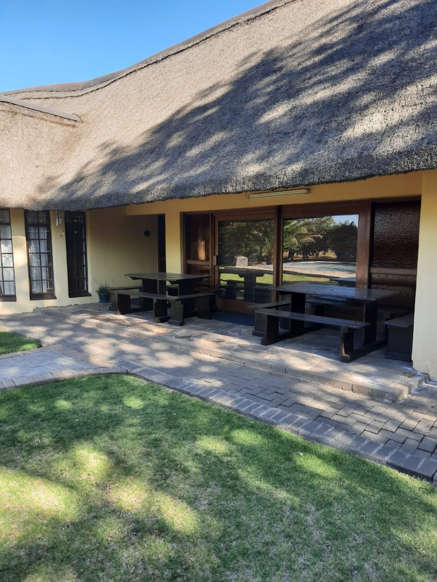 4 Bedroom Property for Sale in Estoire Free State